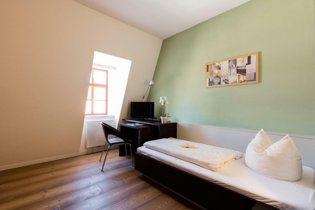 Hotel Schloss 3*